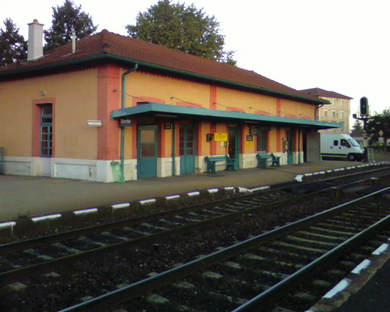 Gare Montrond Les Bains