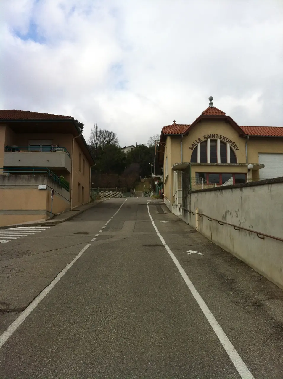 Salle municipale Saint-Exupéry (Neyron)