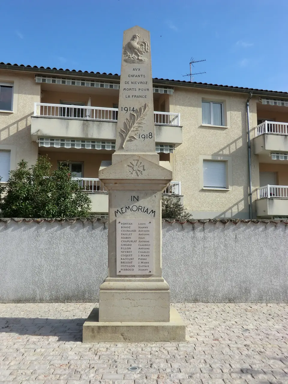 War memorial of Niévroz