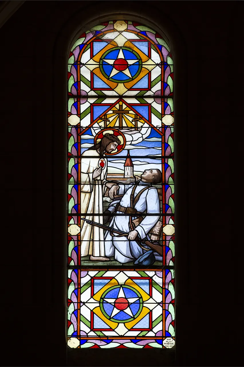 Eglise Orliénas vitrine