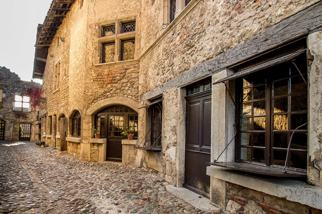 Pérouges
