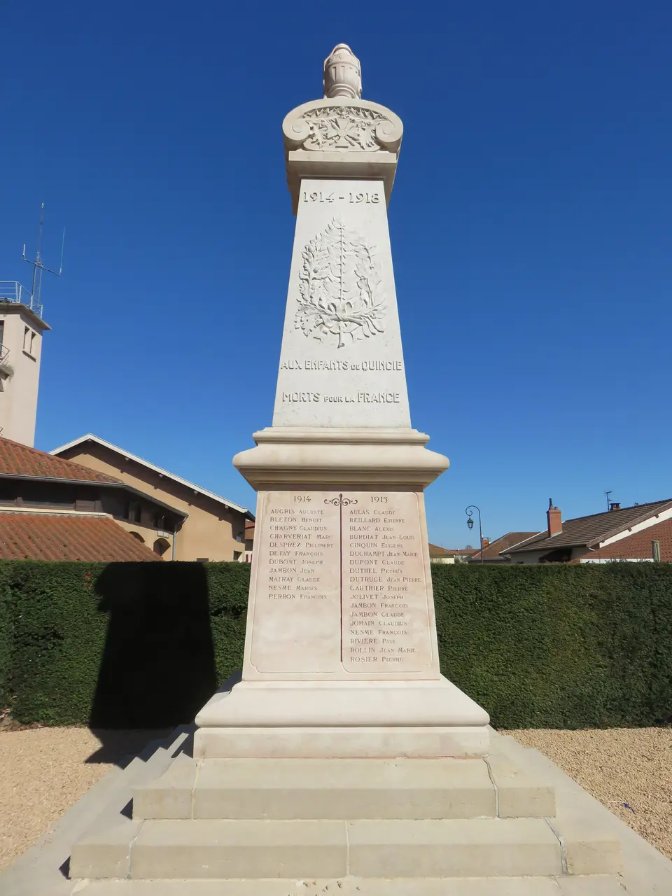 Quincié-en-Beaujolais - Monument aux morts 1 (mars 2019)