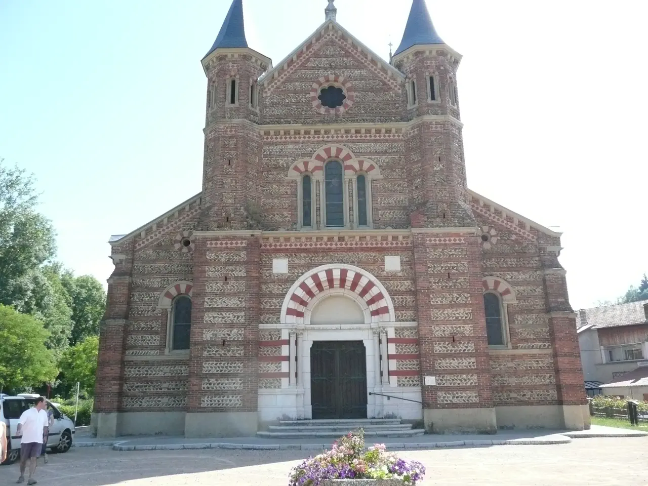 Facade Eglise Roybon