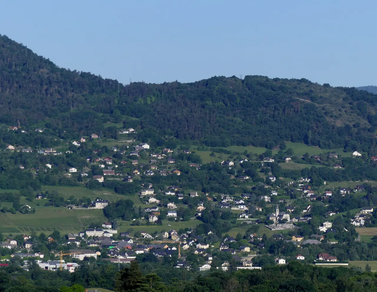 Saint-Baldoph vu depuis Chignin au petit matin (mai 2020)