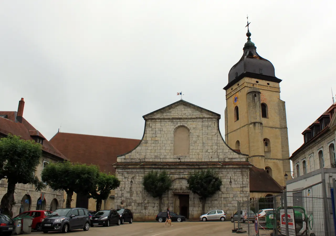 File:Pontarlier - Église Saint-Bénigne 1.jpg
