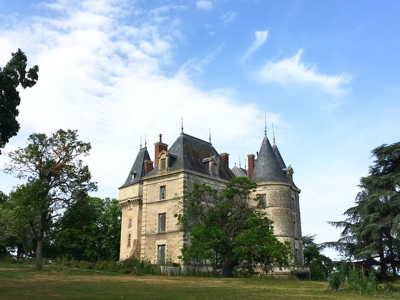 Château de Saint-Bonnet-Les-Oules