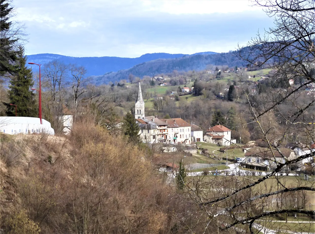 Vue de Saint-Geoire en Valdaine