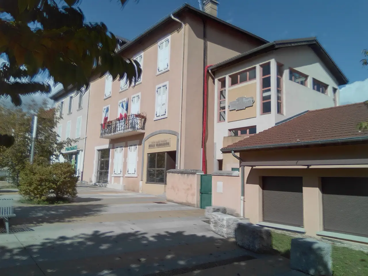 Saint Jean de Moirans (école)