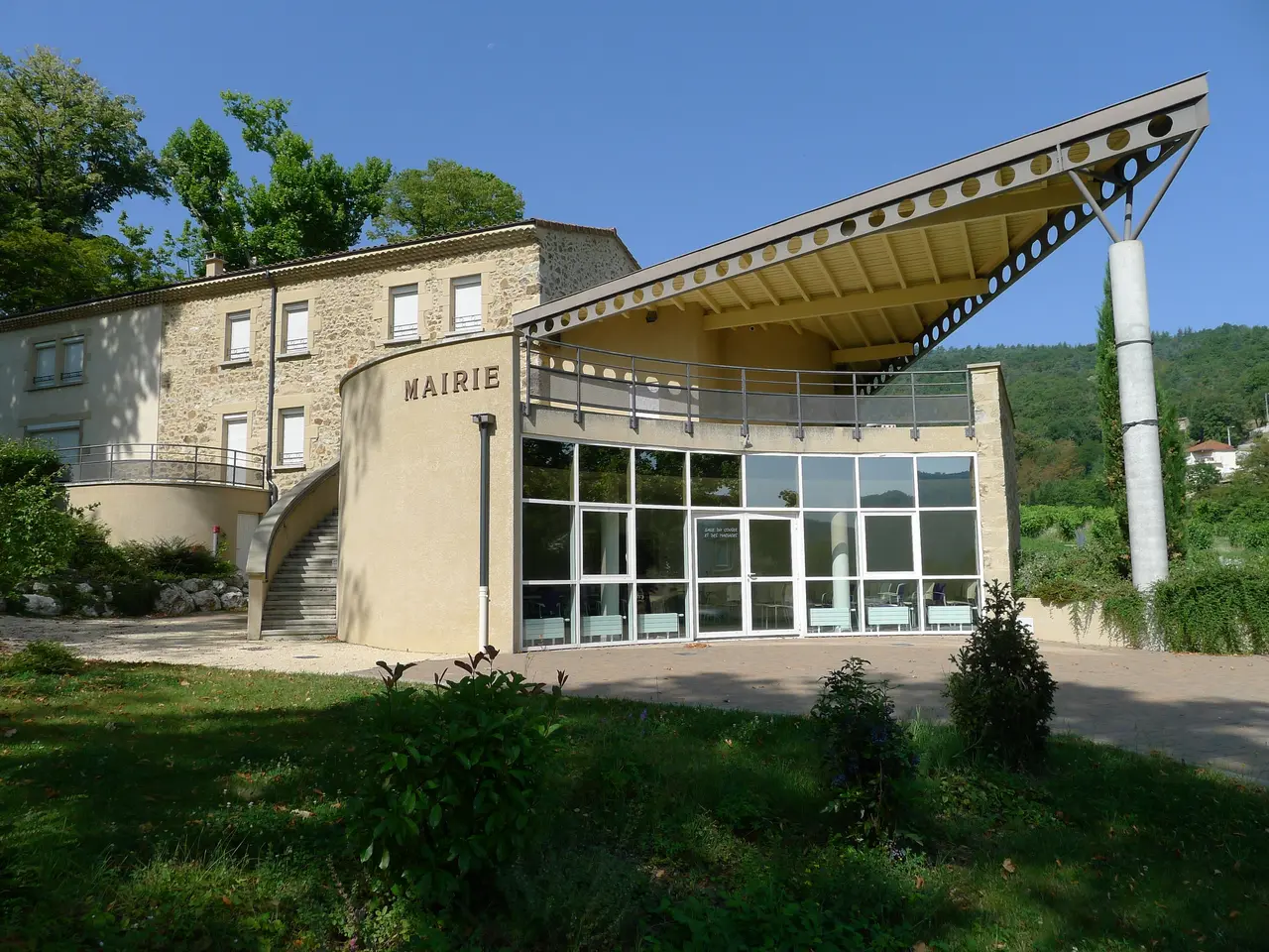 Mairie Saint-Jean-de-Muzols 2011-08-21-002