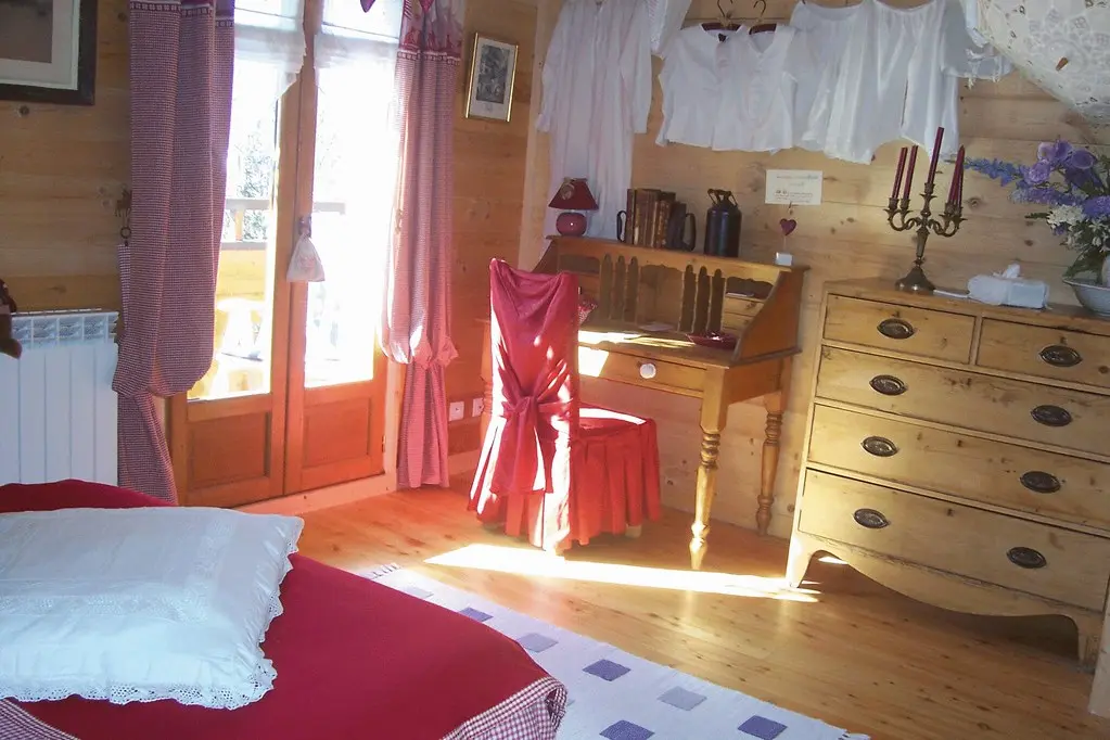 Chalet La Tanière dans l'pentu, Saint-Jean-de-Sixt, Haute-savoie (France)