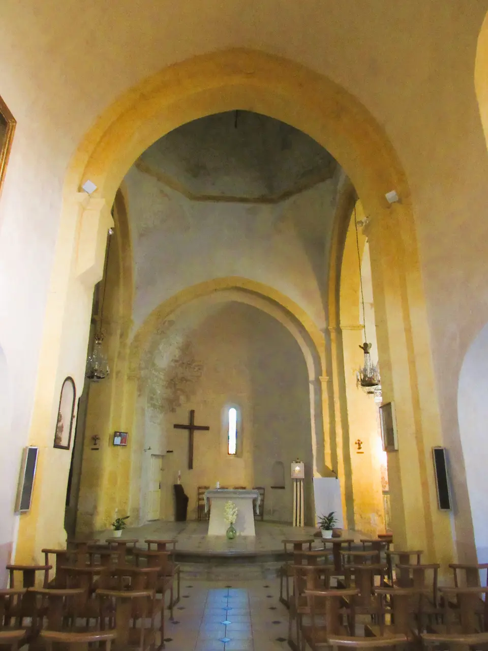 Église de Saint-Just-d'Ardèche (intérieur)2