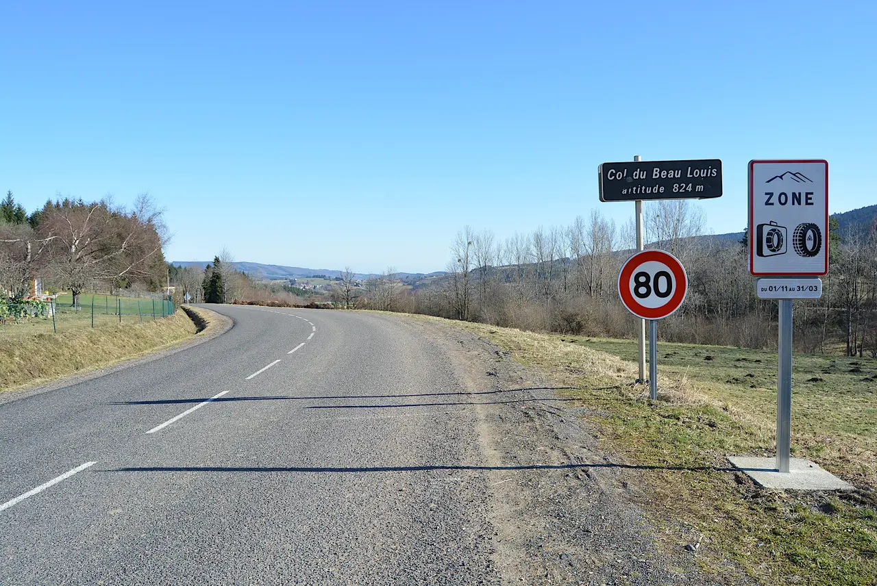 Col du Beau Louis et début de la D 495 en direction de Saint-Just-en-Chevalet 2022-02-27
