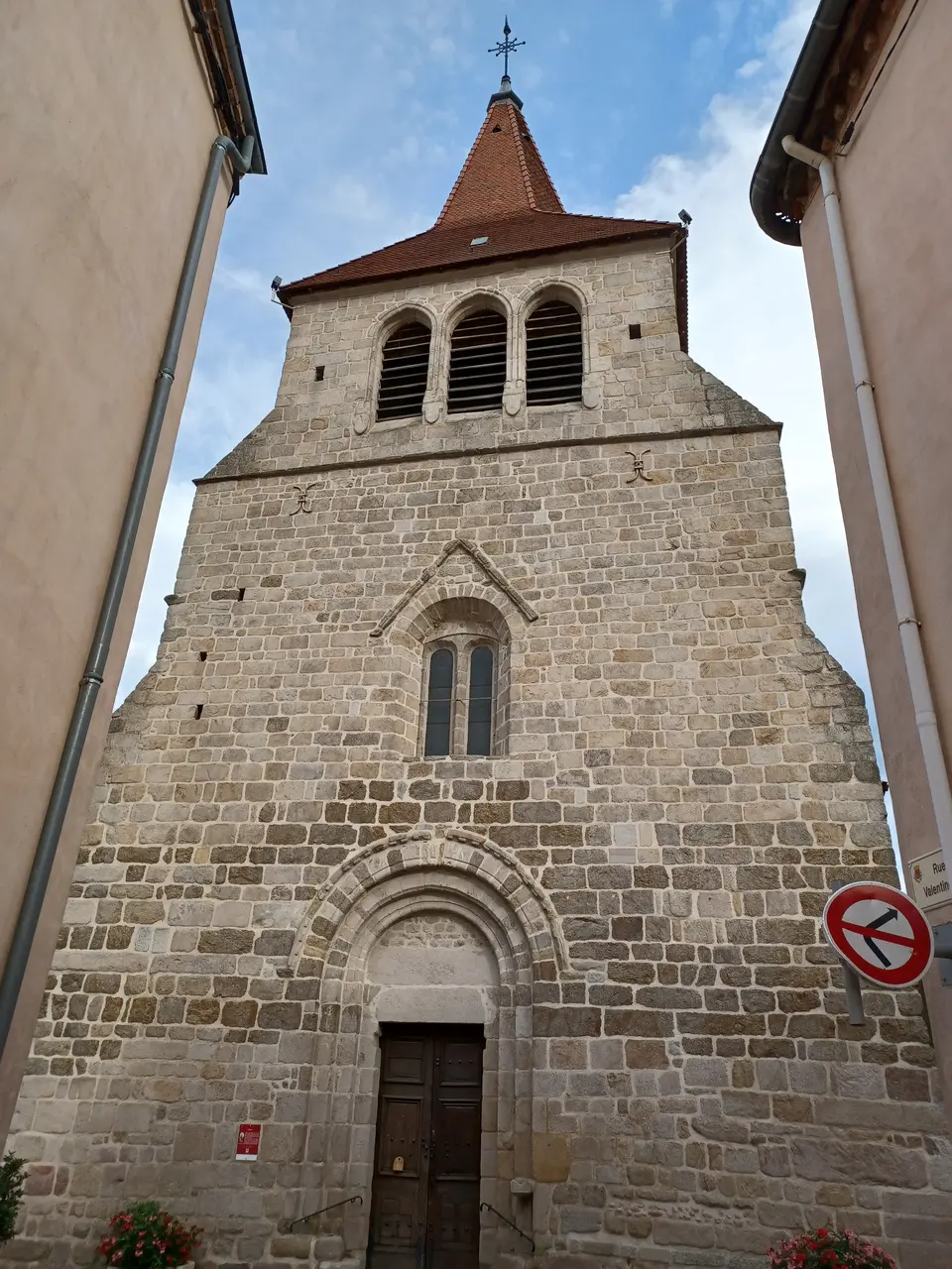 Église Saint-Marcellin de Saint-Marcellin-en-Forez (1)
