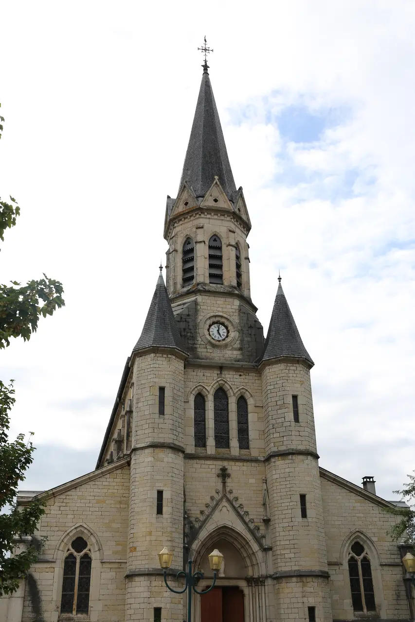 Saint-Martin-du-Frêne- Église