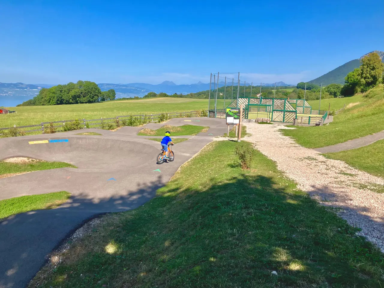 Saint-Paul-en-Chablais-Pumptrack1-byRundvald