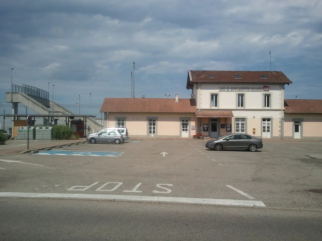 Gare de Saint-Quentin - Fallavier