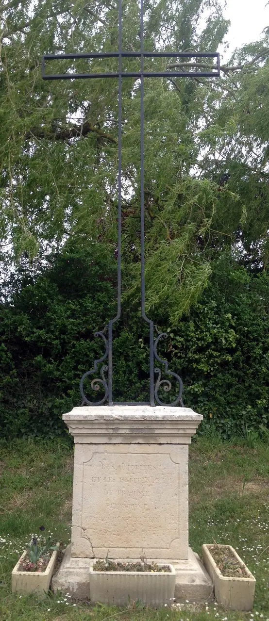 Croix Rue des Rapettes (Tramoyes) - 2