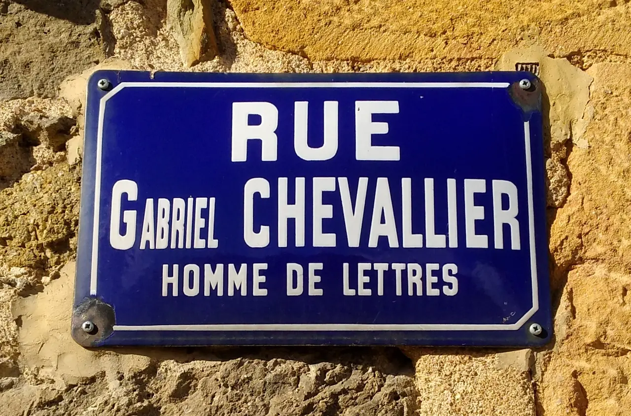 Vaux-en-Beaujolais - Rue Gabriel Chevallier (plaque)