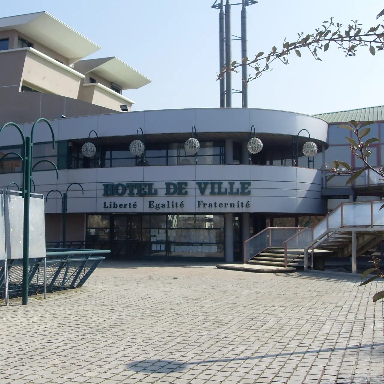 File:Mairie Villefontaine 1.JPG