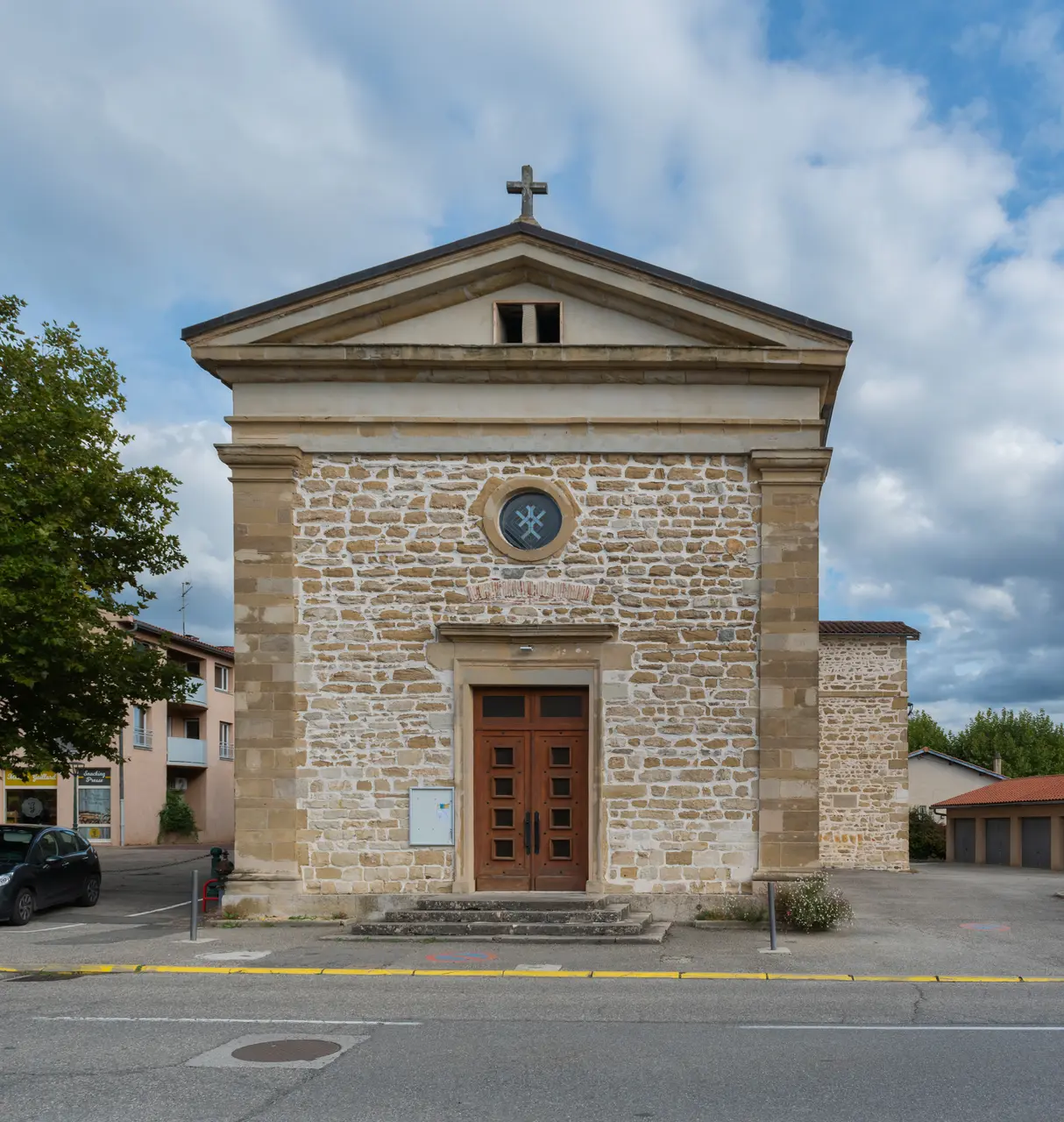 St Maurice church in Villette-de-Vienne 02