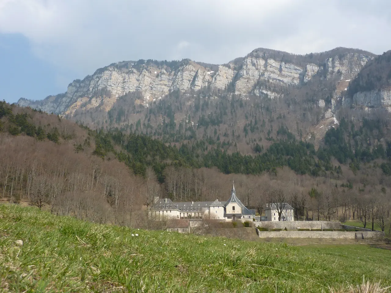 Fr Voreppe Abbaye de Chalais at spring