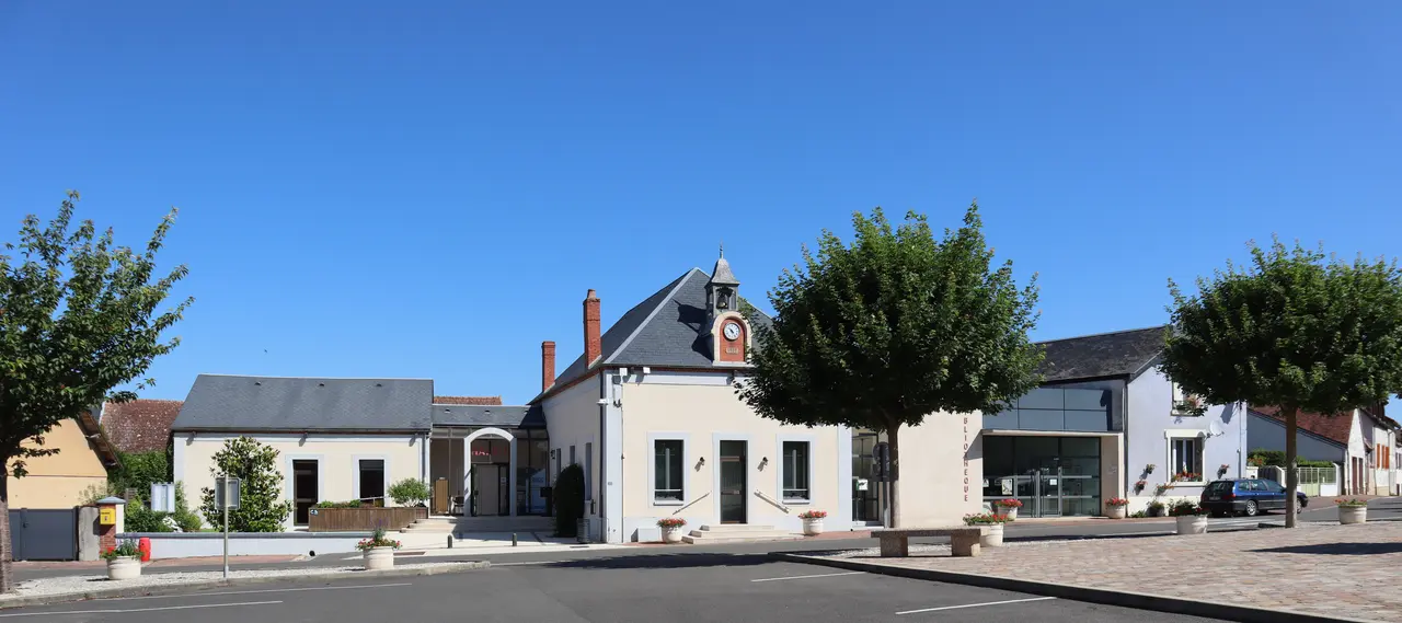 Cercy-la-Tour (58) Mairie