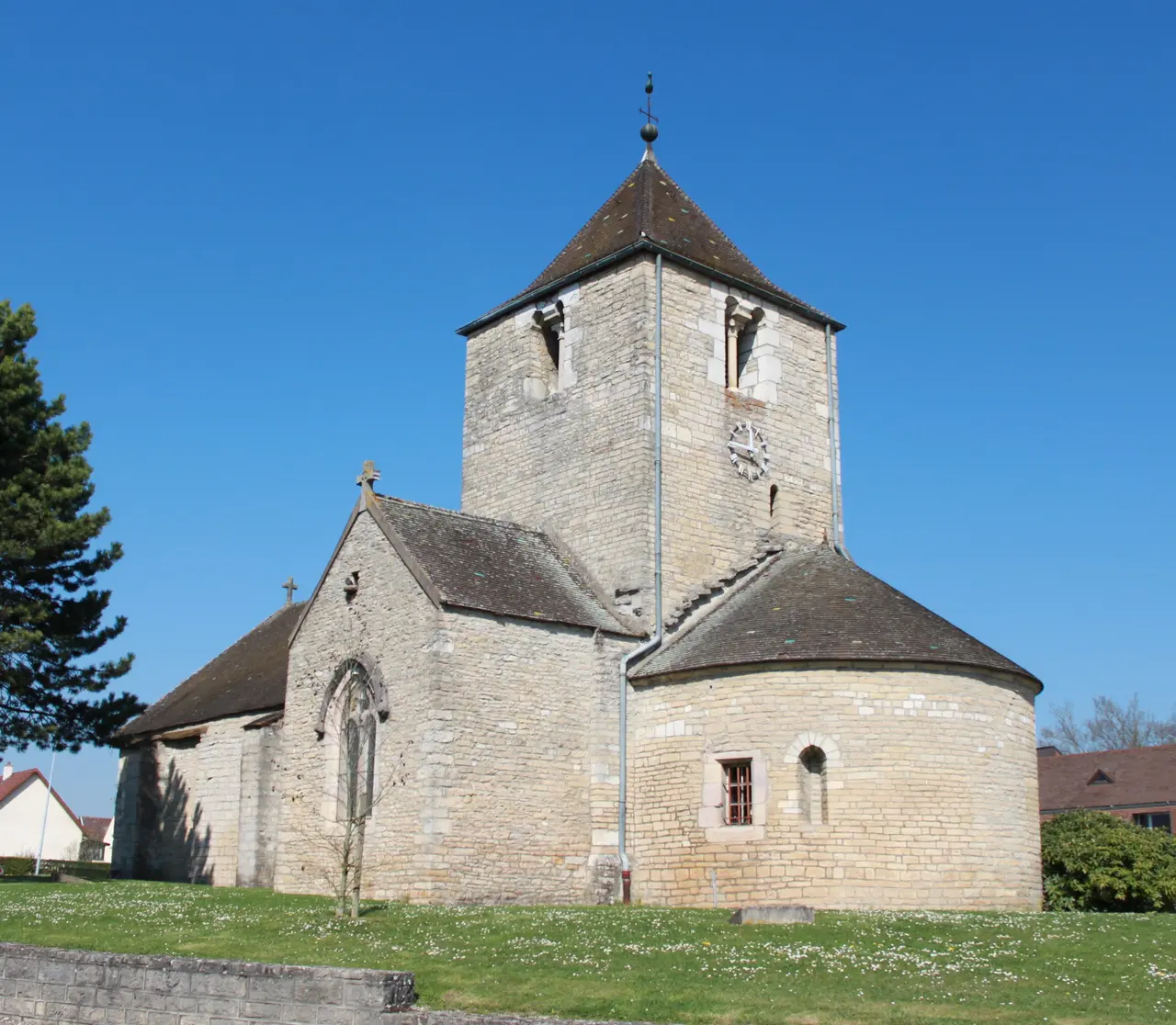 Chevigny Saint-Sauveur - Eglise 1