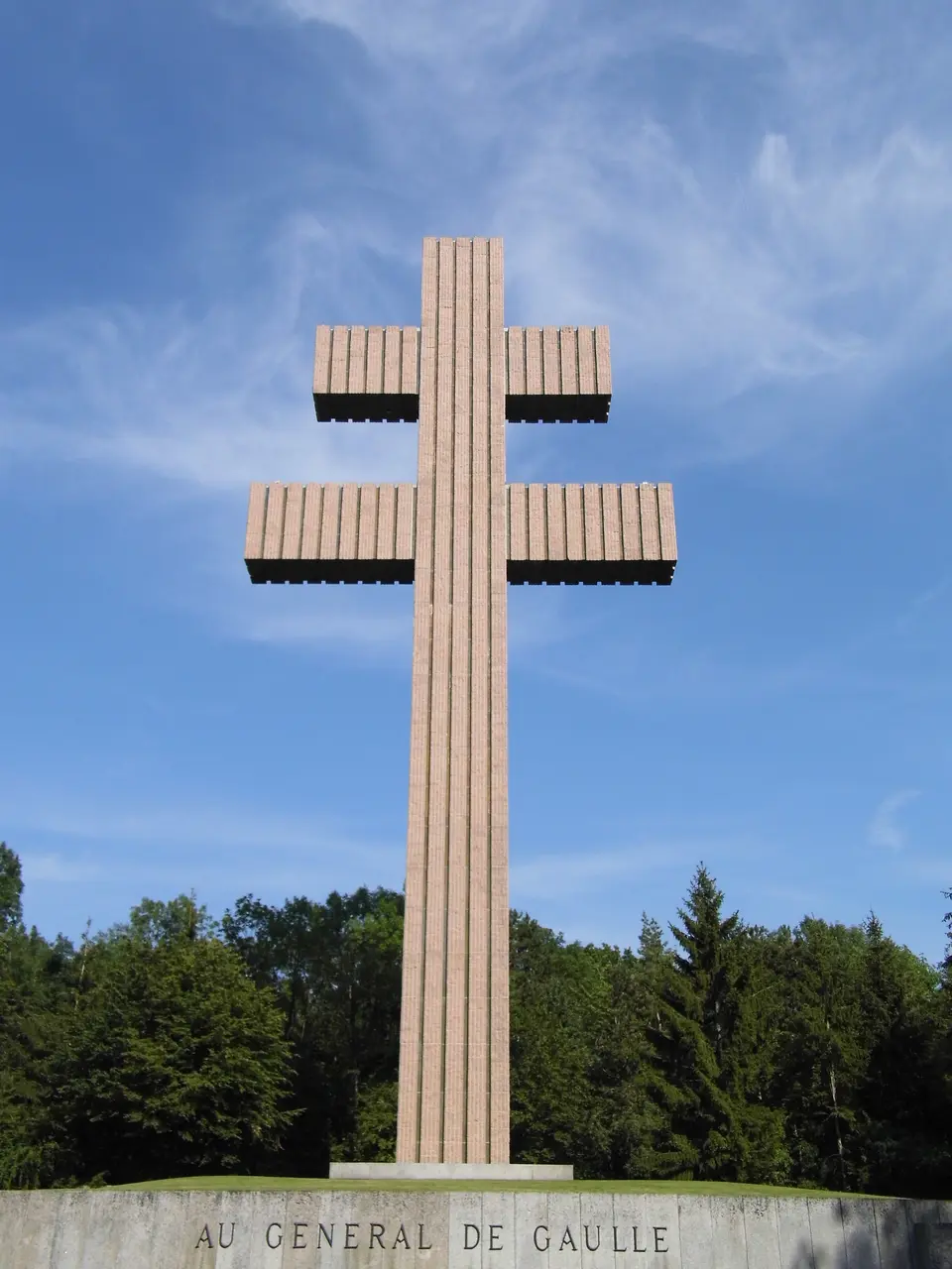 Croix de Lorraine Colombey (2)