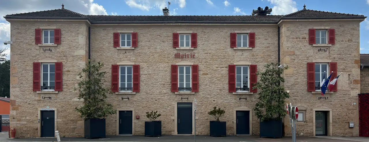 Mairie - Crêches-sur-Saône (FR71) - 2024-05-08 - 1