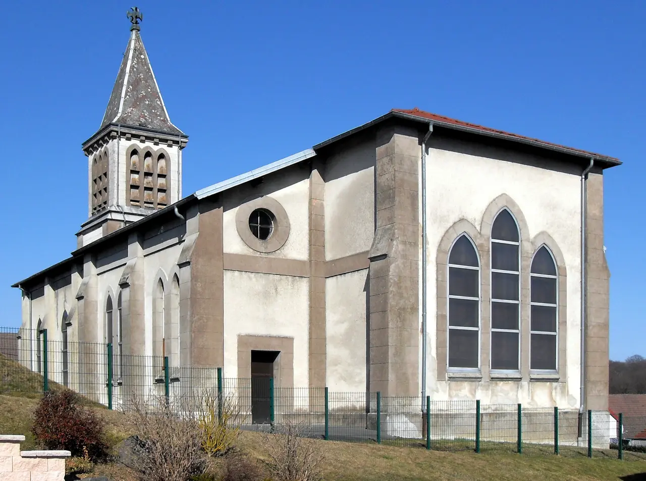 Dampierre-les-Bois, Église Saint-Pierre