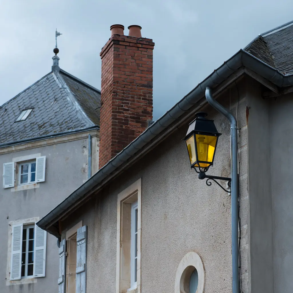 Street light in Dracy le Fort