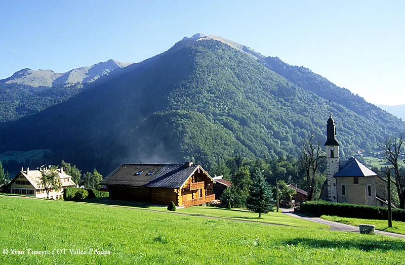 File:Village-essert-romand.jpg