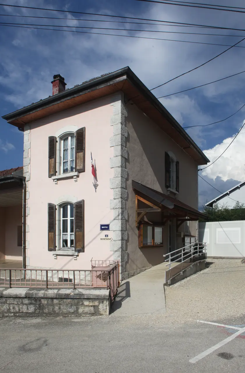 Granges-Narboz, mairie - img 44934