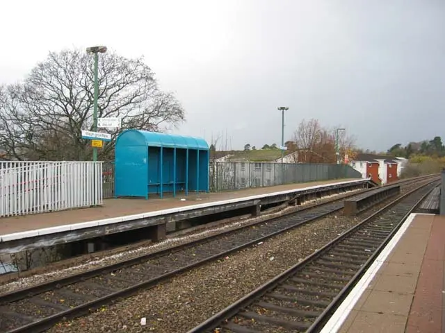 Waun-Gron Park railway station