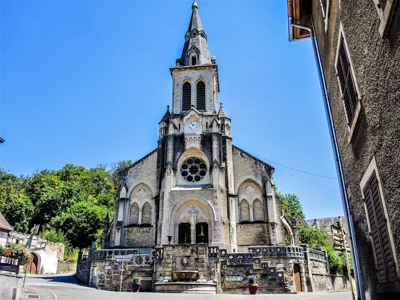 Eglise Saint-Pierre et Saint-Paul. (3). Hérimoncourt