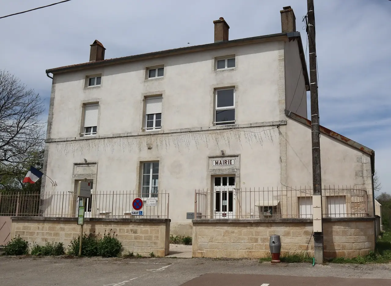 Crécey-sur-Tille (21) Mairie