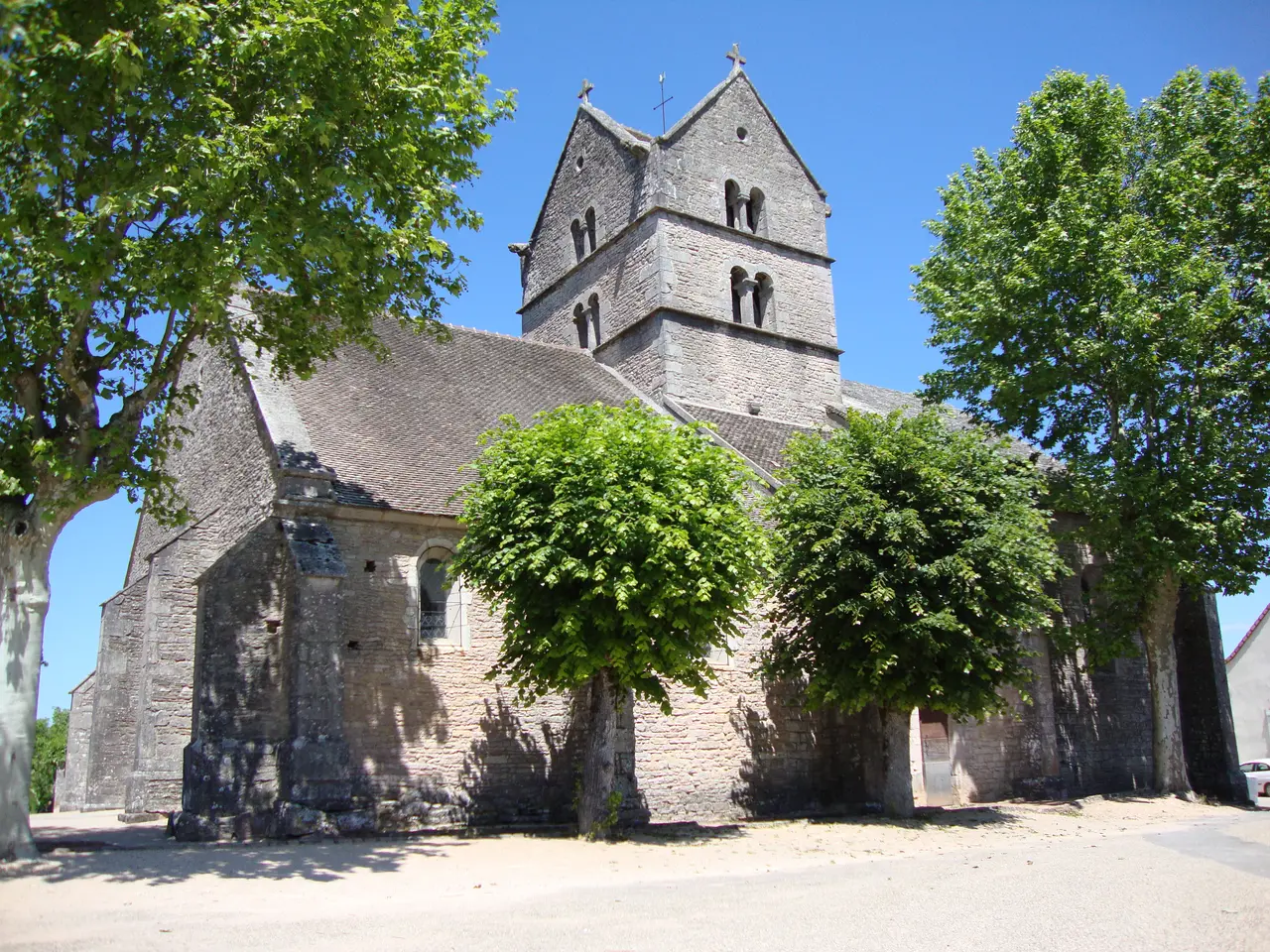 Touches (Mercurey, Saône-et-Loire, Fr) église