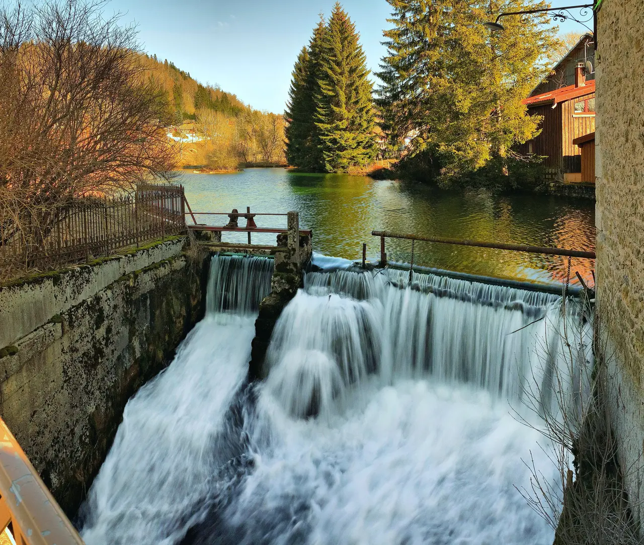 Métabief, barrage sur le Bief Rouge