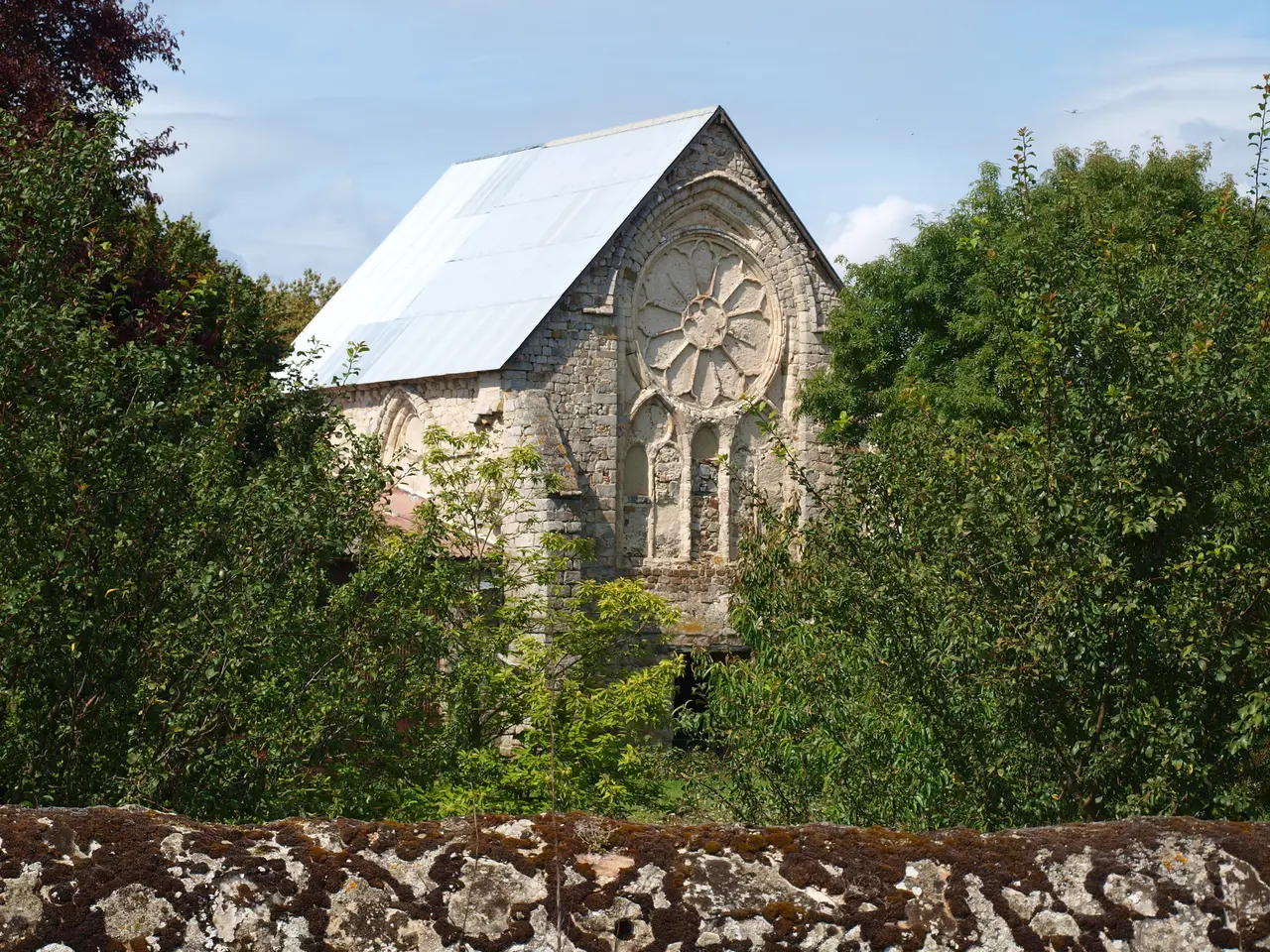 Michery-FR-89-La Cour-Notre-Dame-04