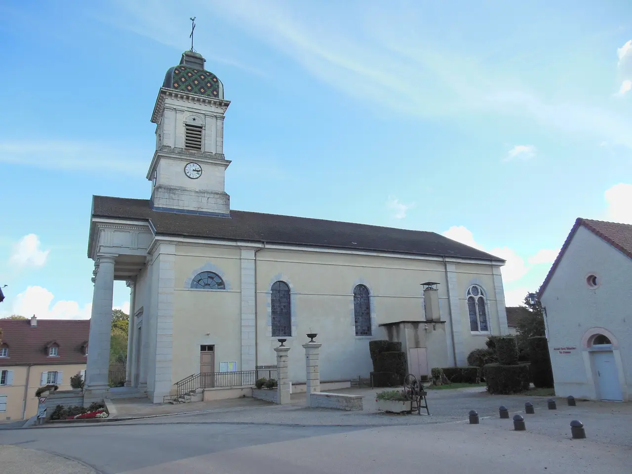 Eglise de l'Assomption à Mont-sous-Vaudrey 2