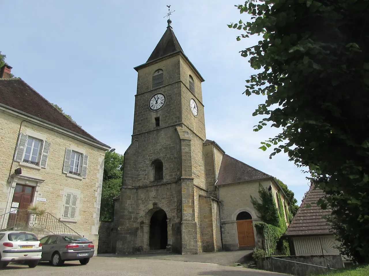 File:Église St Grégoire Montmorot 2.jpg