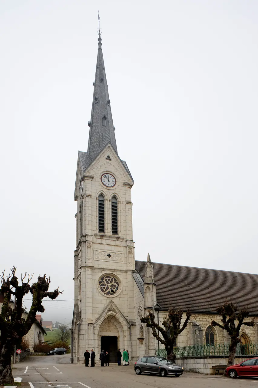 Orchamps-Vennes Kirche 01 08