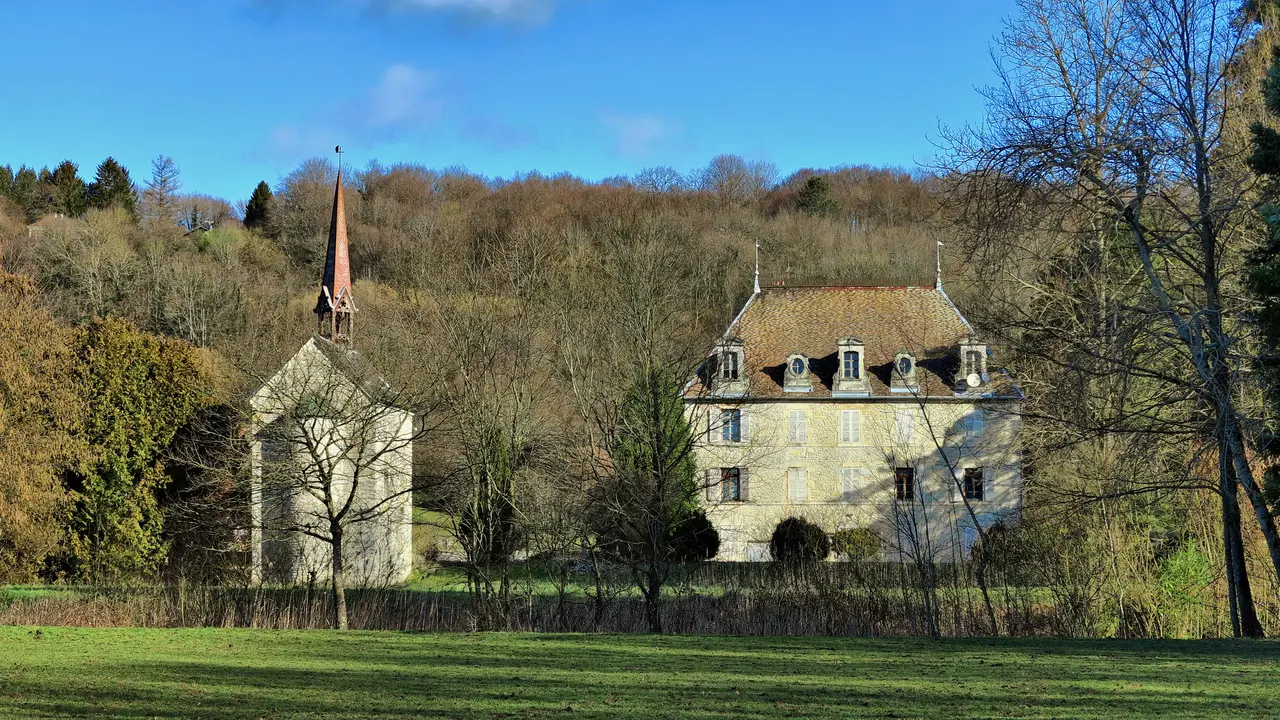Roche-lez-Beaupré, le château de Roche et sa chapelle