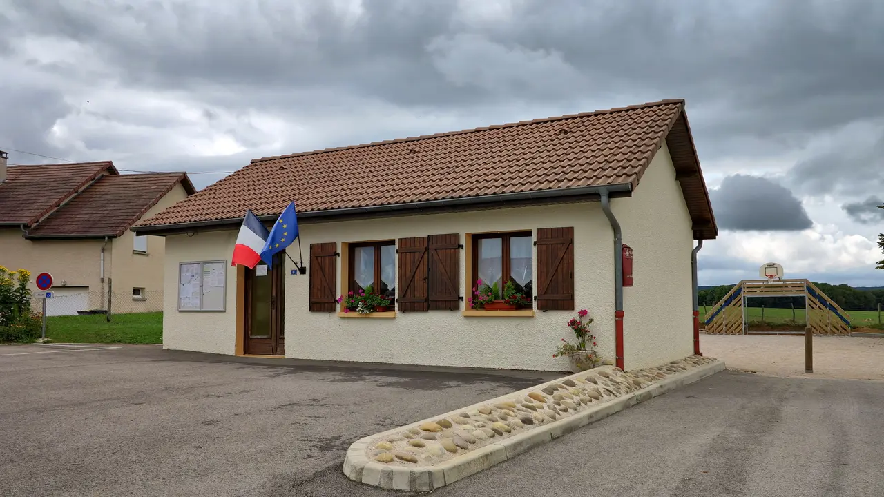 Val-de-Roulans, la mairie