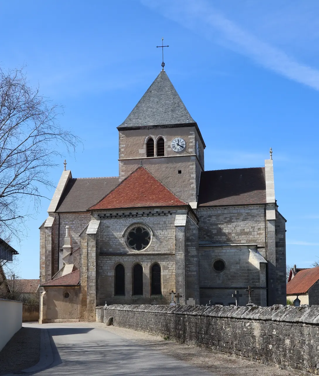 Rouvres-en-Plaine (21) Collégiale Saint-Jean-Baptiste - Extérieur - 01