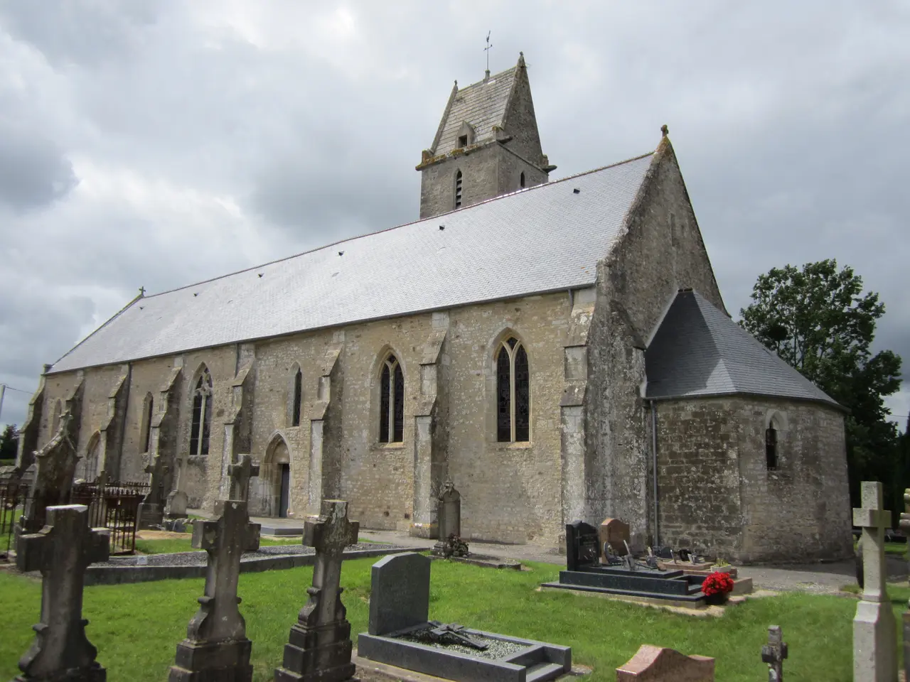 Église Saint-Éloi de Lieusaint (2)