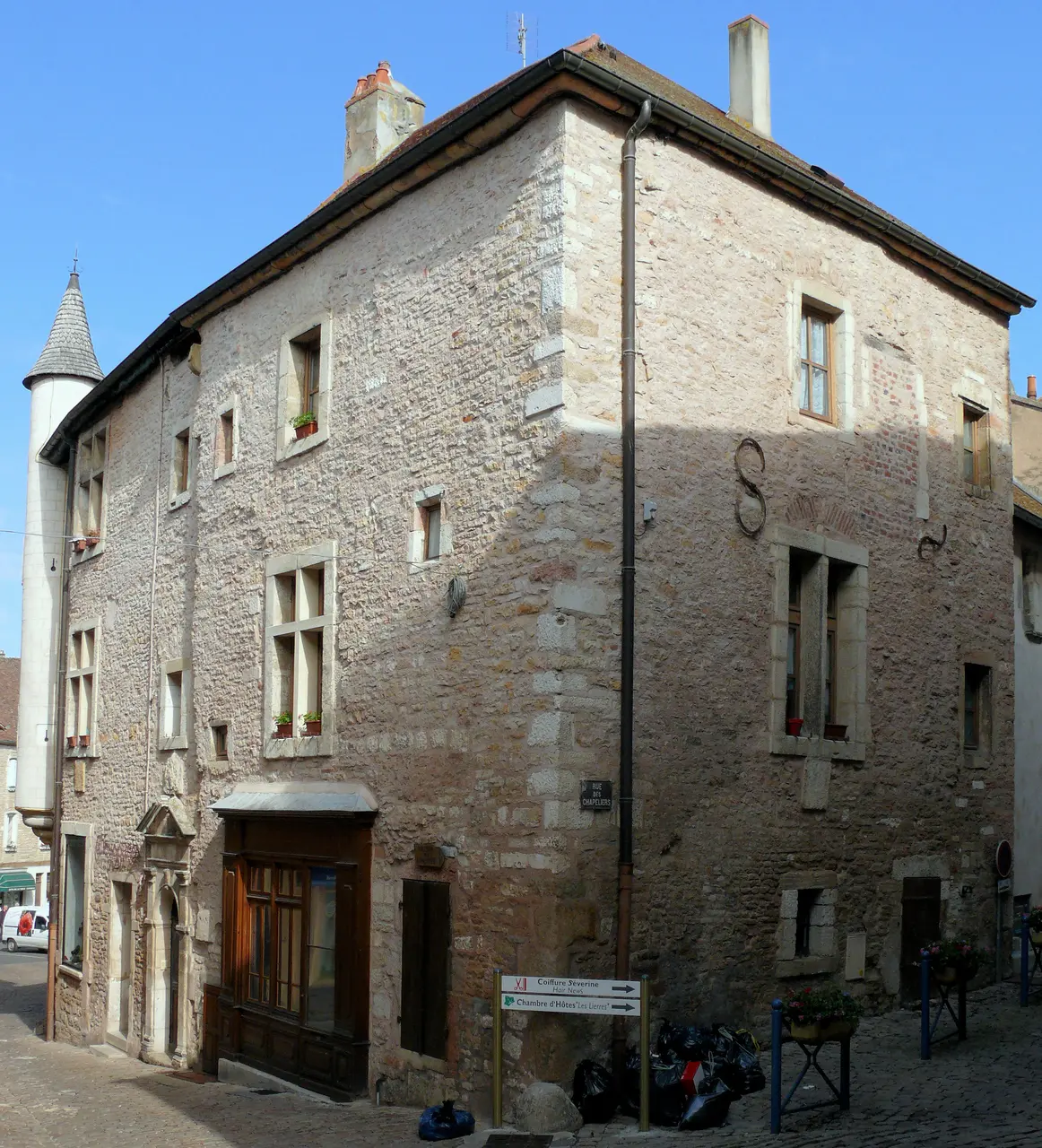 Saint-Gengoux-le-National - Maison des concurés - rue du commerce -562
