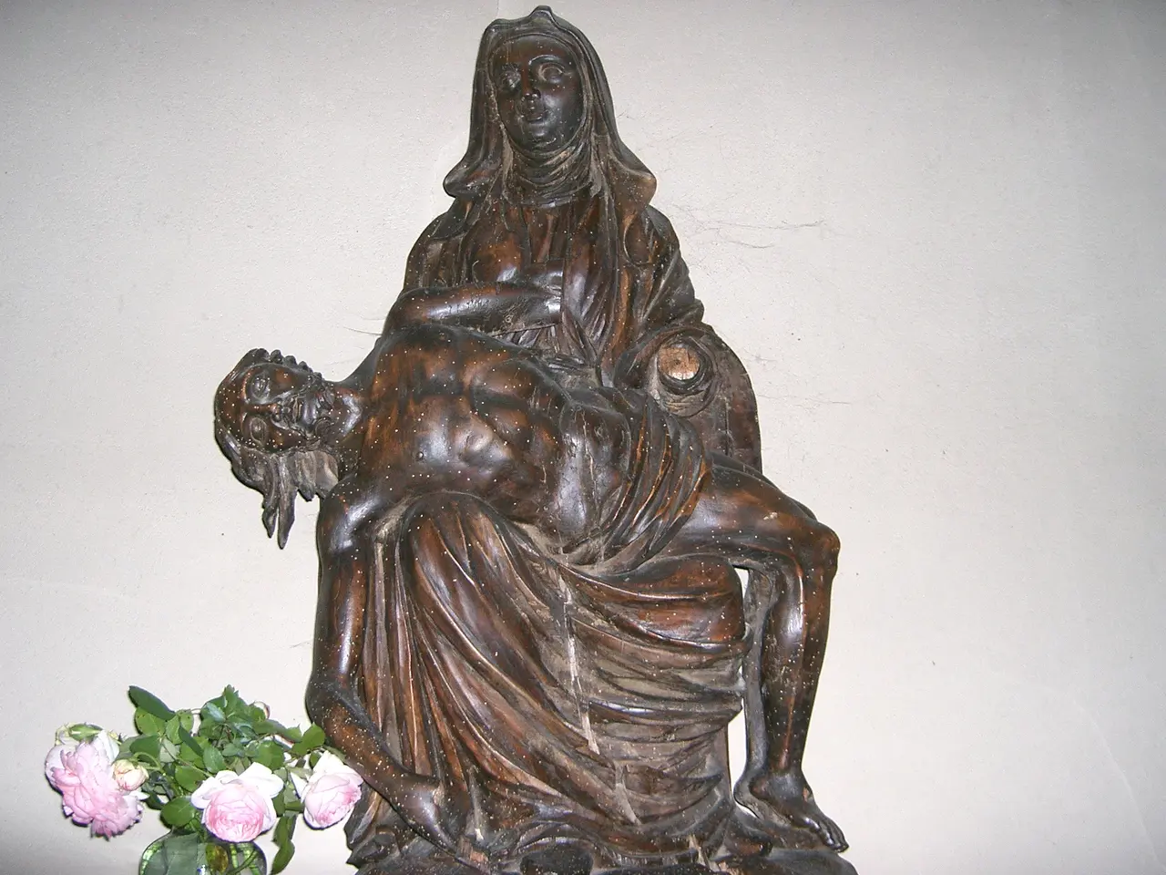 Saint-Germain-du-Bois - pieta (Saône-et-Loire - France)