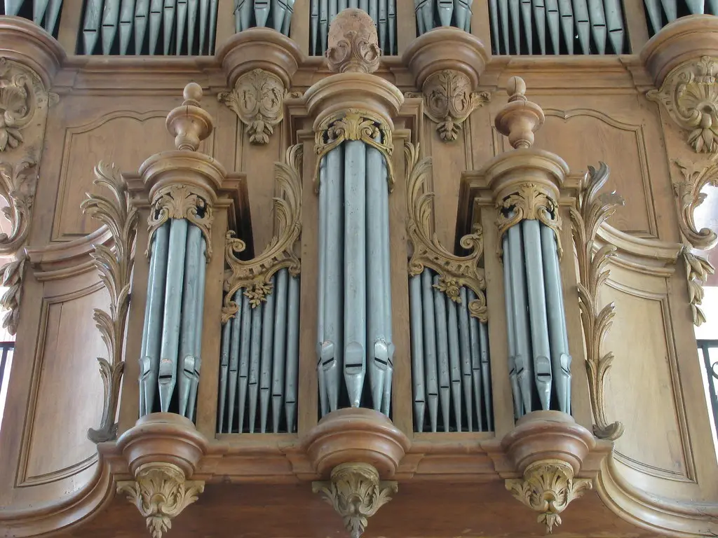 Saint Jean de Losne organ