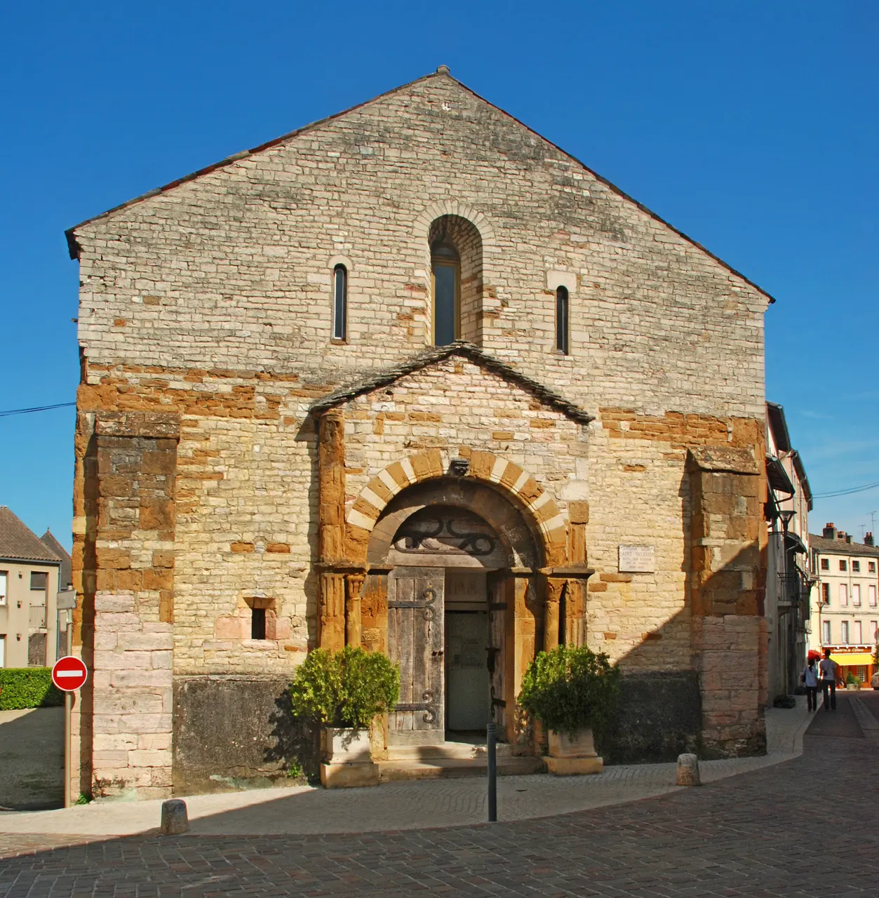 Eglise Saint-Valérien de Tournus 01
